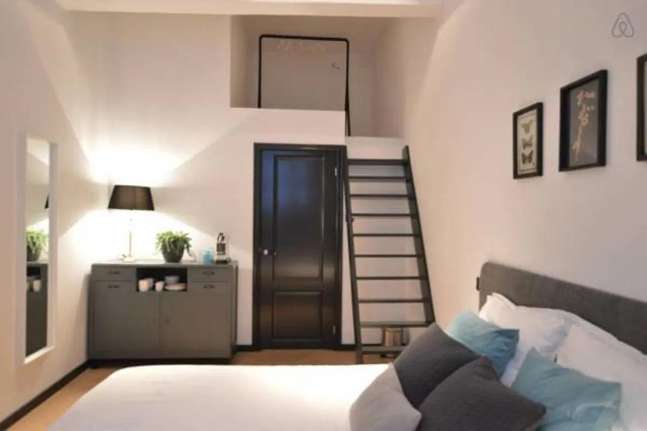 Romantic Ground Floor Suite In Pijp Near Sarphatipark Amsterdam Bed & Breakfast